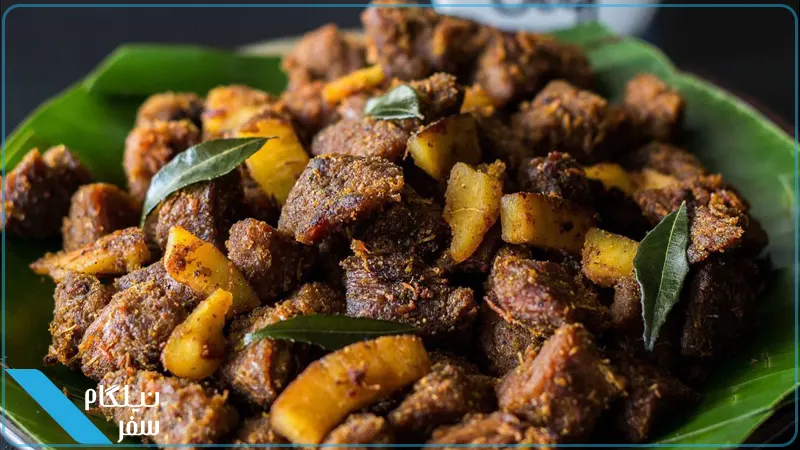 گوشت بره در برگ بامیه